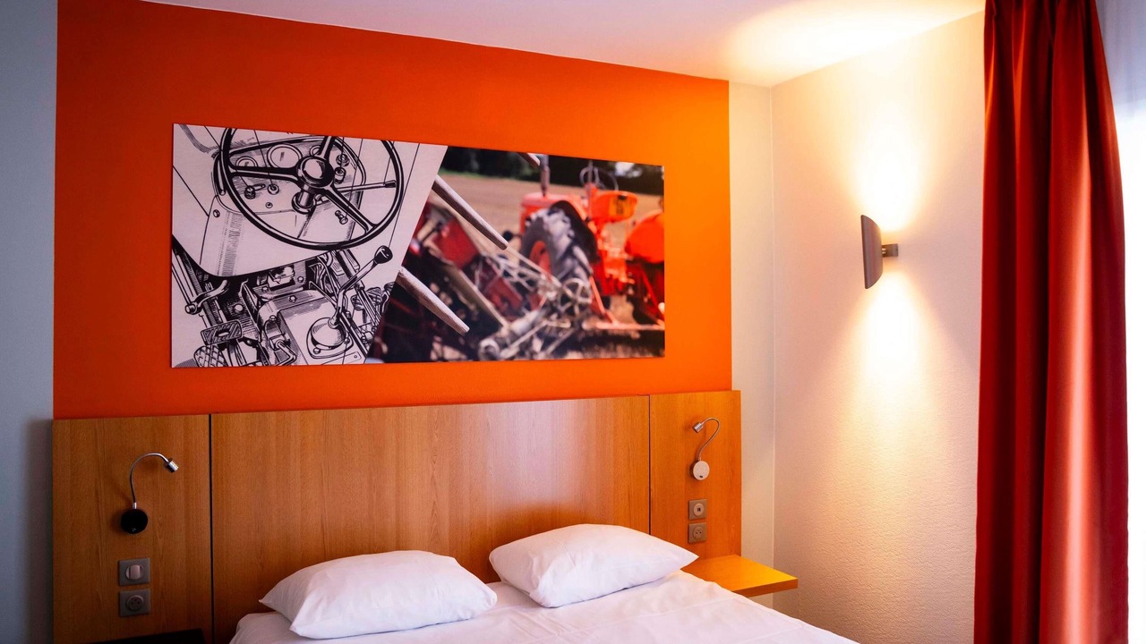 Photo of Bedroom in Bourbon-Lancy