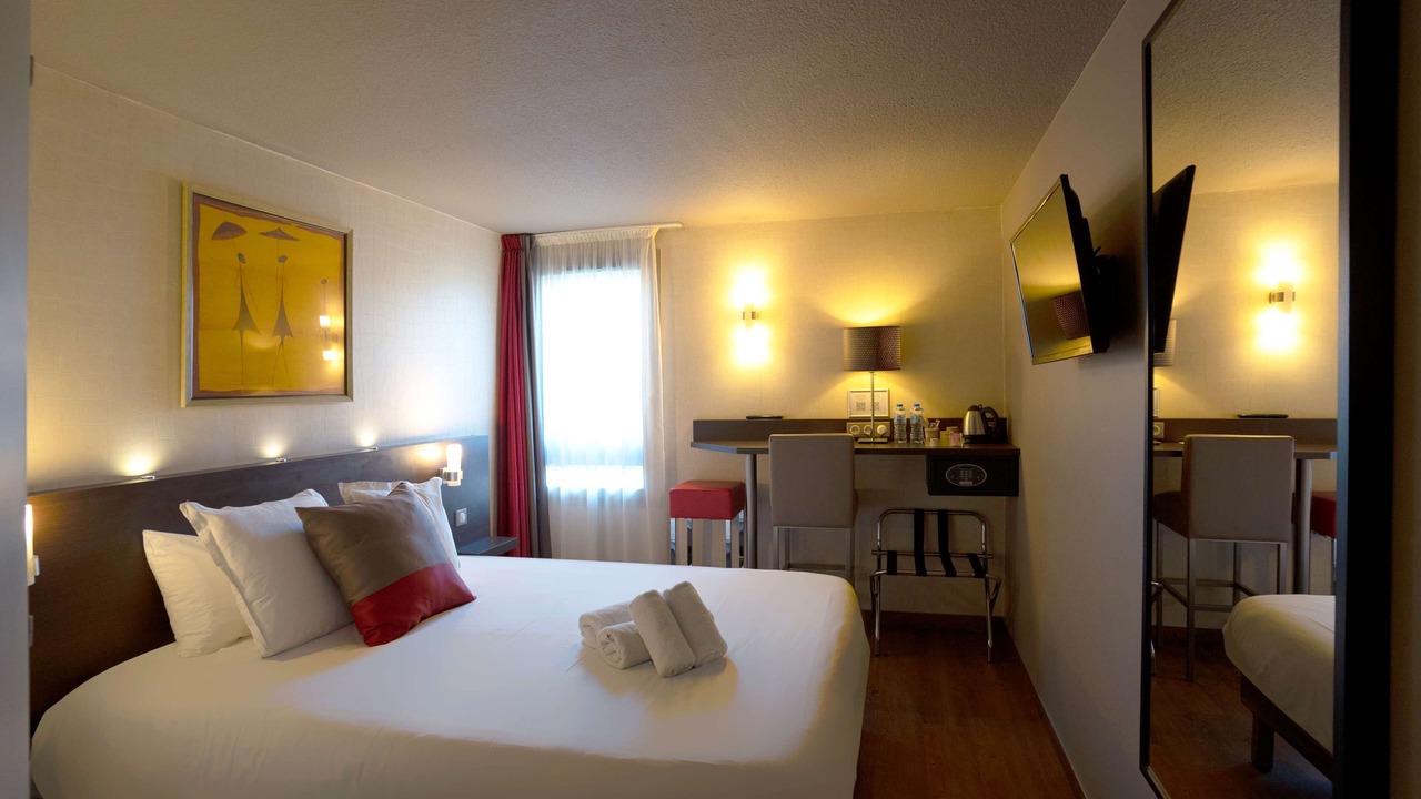 Photo of Bedroom in Maubeuge
