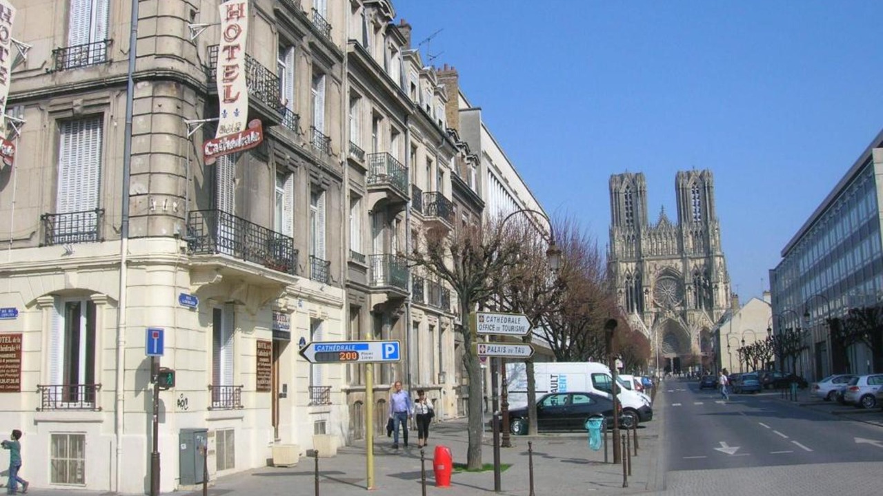 Photo of Outdoor in Hincmar