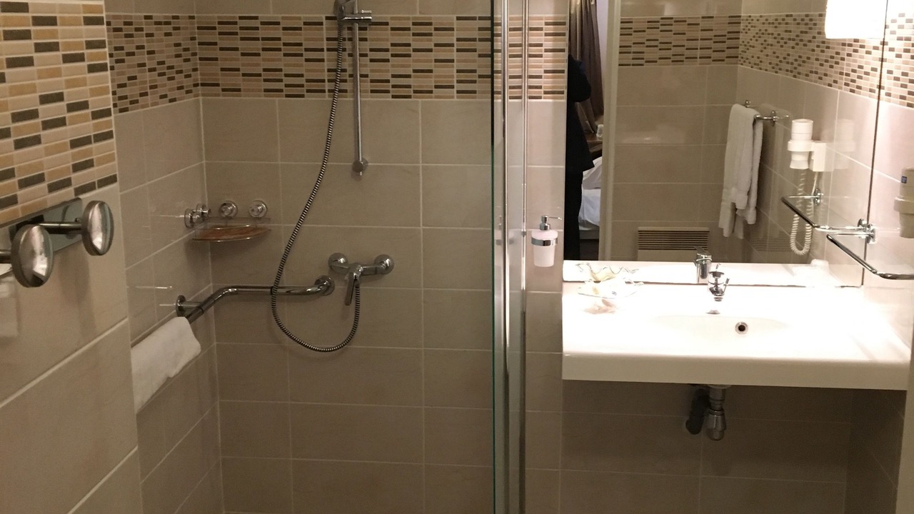 Photo of Bathroom in Chaufour-les-Bonnieres