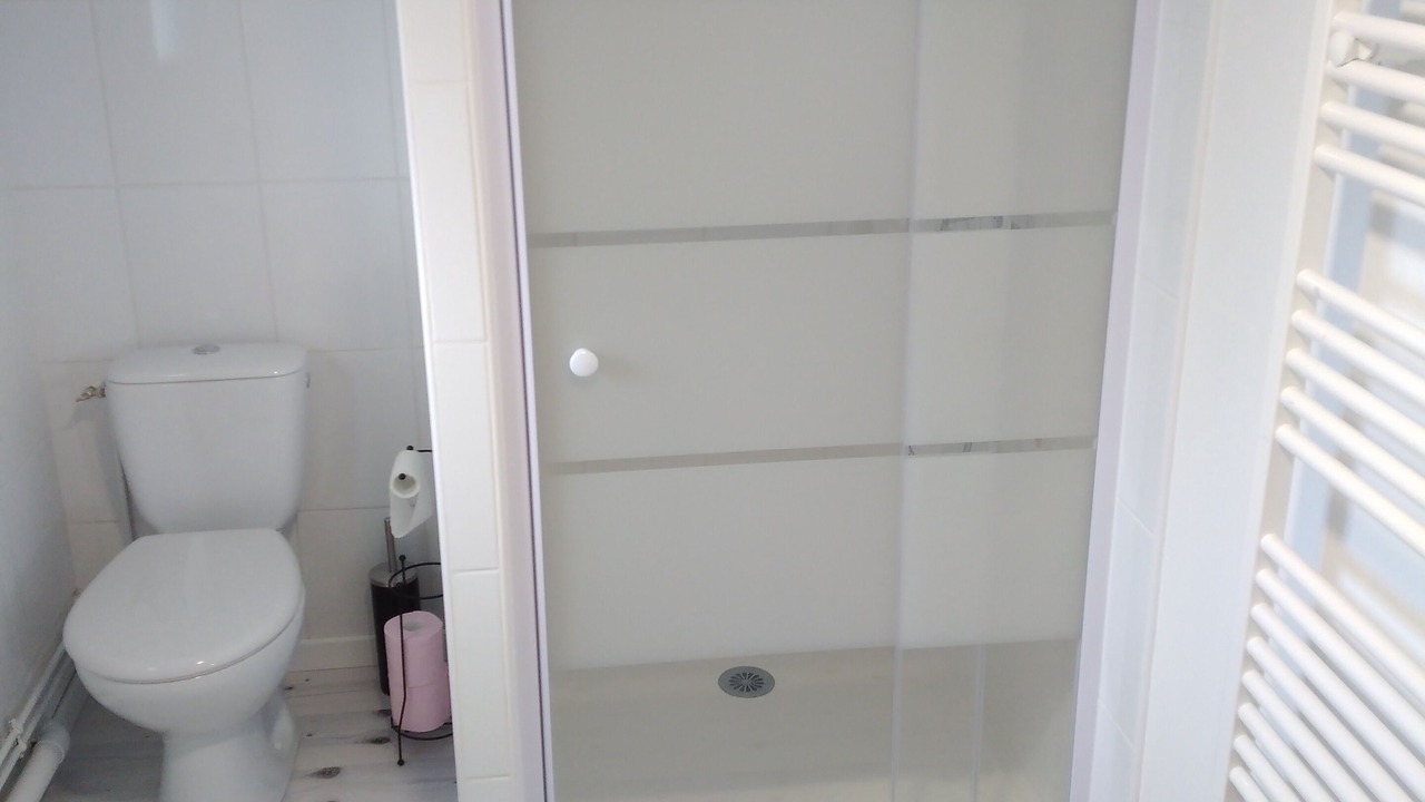 Photo of Bathroom in Froberville