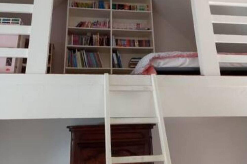 Photo of Bedroom in Courgeon