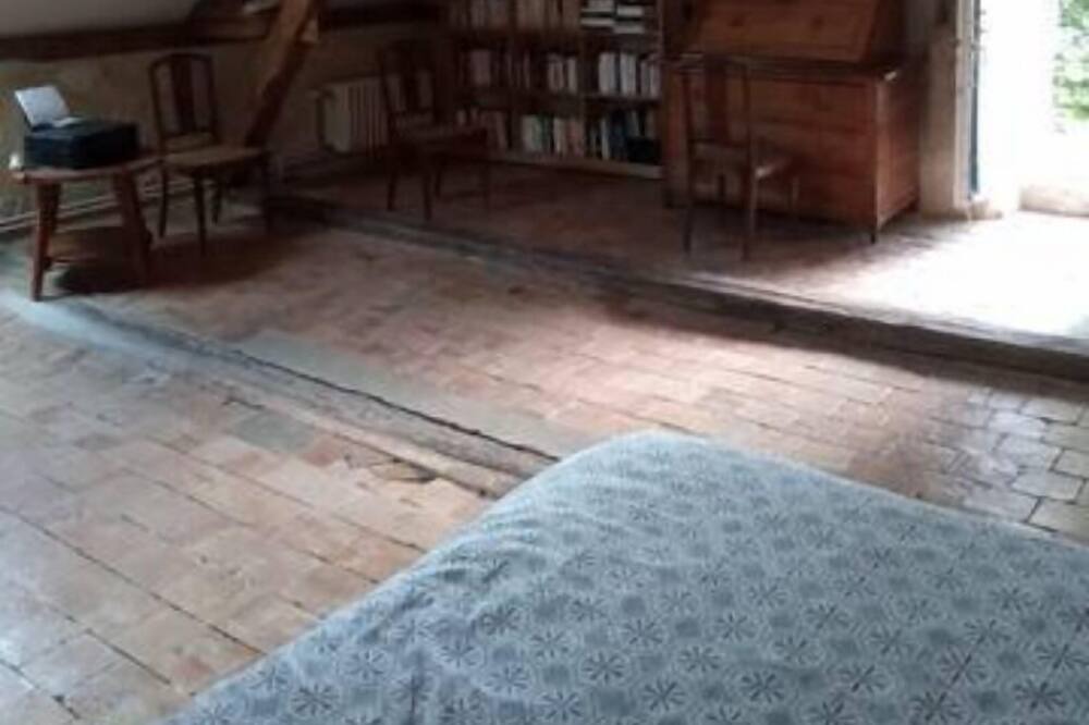 Photo of Bedroom in Courgeon