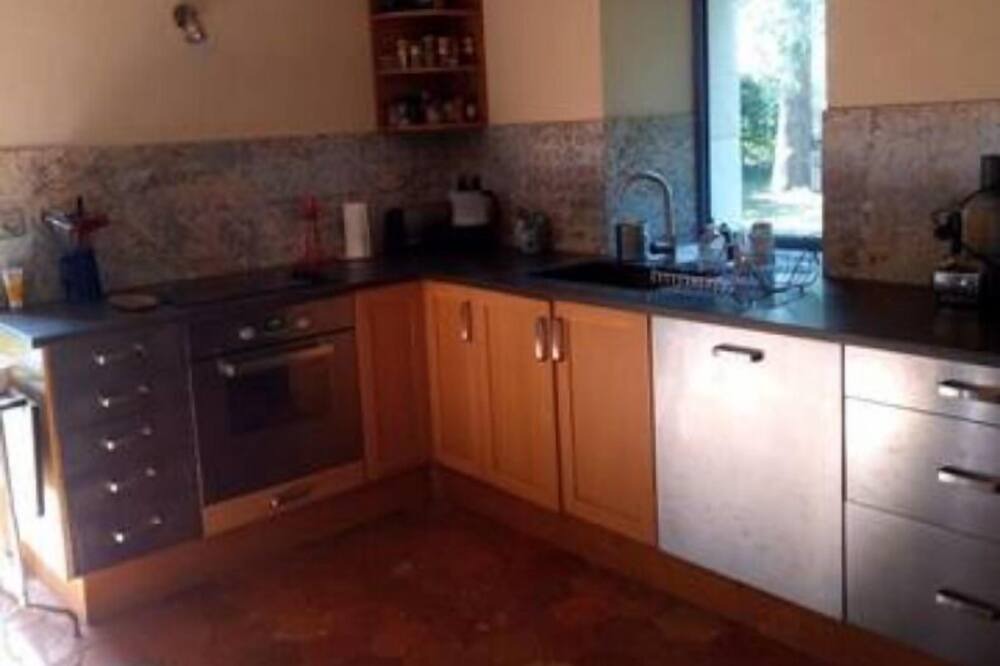 Photo of Kitchen in Courgeon