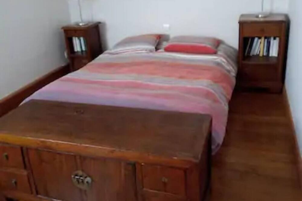 Photo of Bedroom in Courgeon