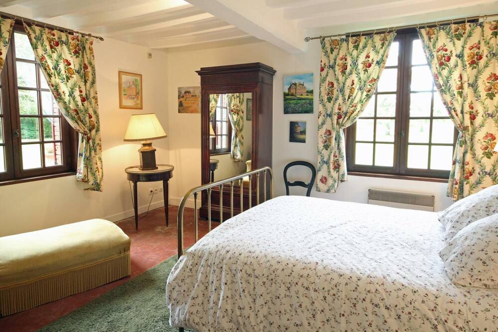 Photo of Bedroom in Bosc-Roger-sur-Buchy