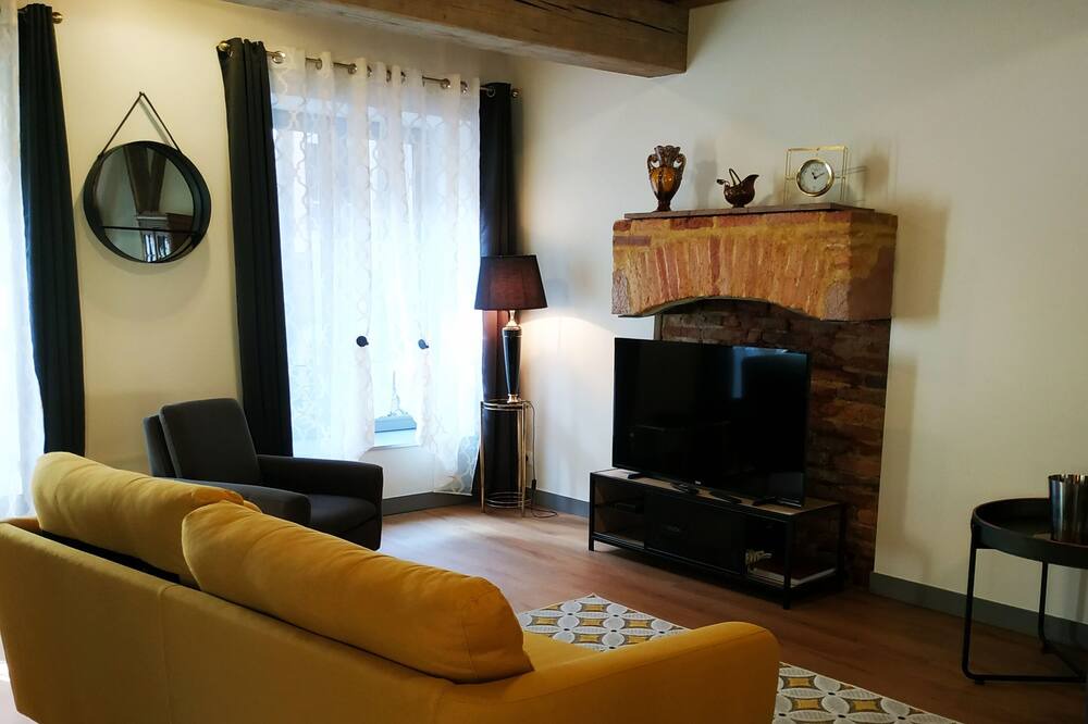 Photo of Livingroom in Louhans