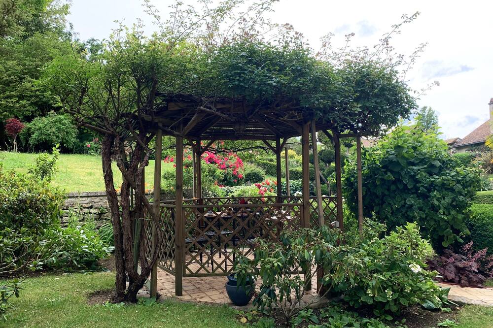 Photo of Outdoor in Hodent