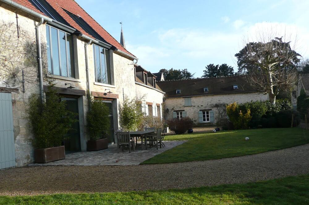 Photo of Outdoor in Brasseuse