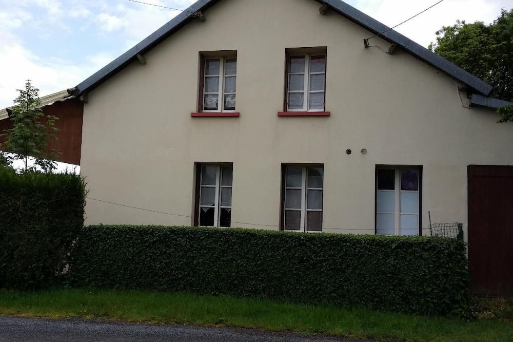 Photo of Outdoor in Villeneuve-la-Lionne