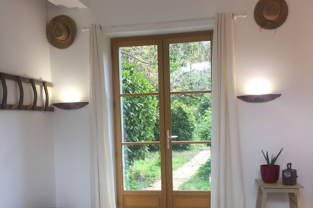 Photo of Bedroom in Saint-Fargeau