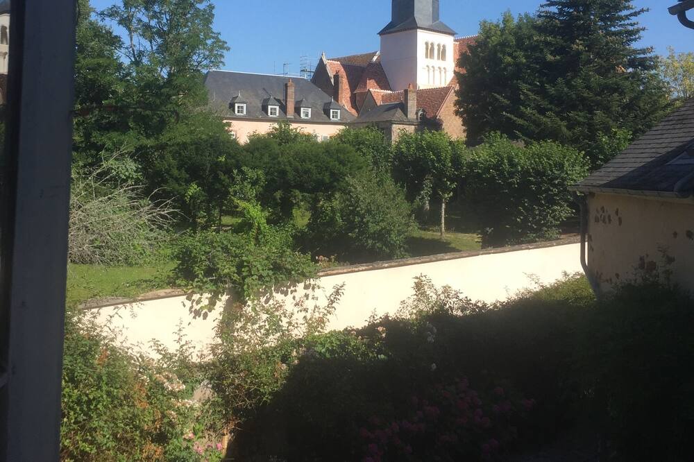 Photo of Outdoor in Saint-Fargeau