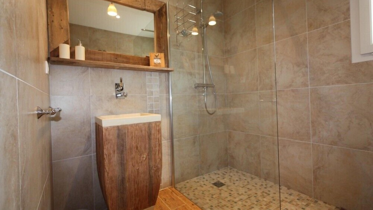 Photo of Bathroom in Saint-Folquin