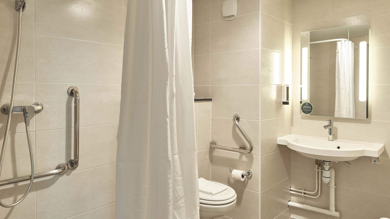 Photo of Bathroom in Gennevilliers