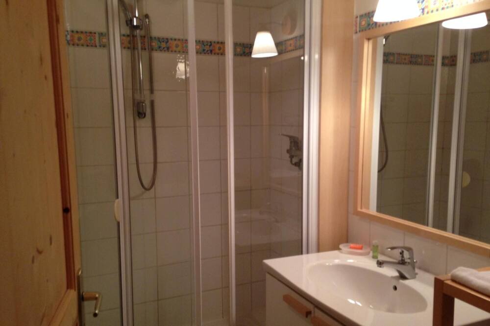 Photo of Bathroom in Leubringhen