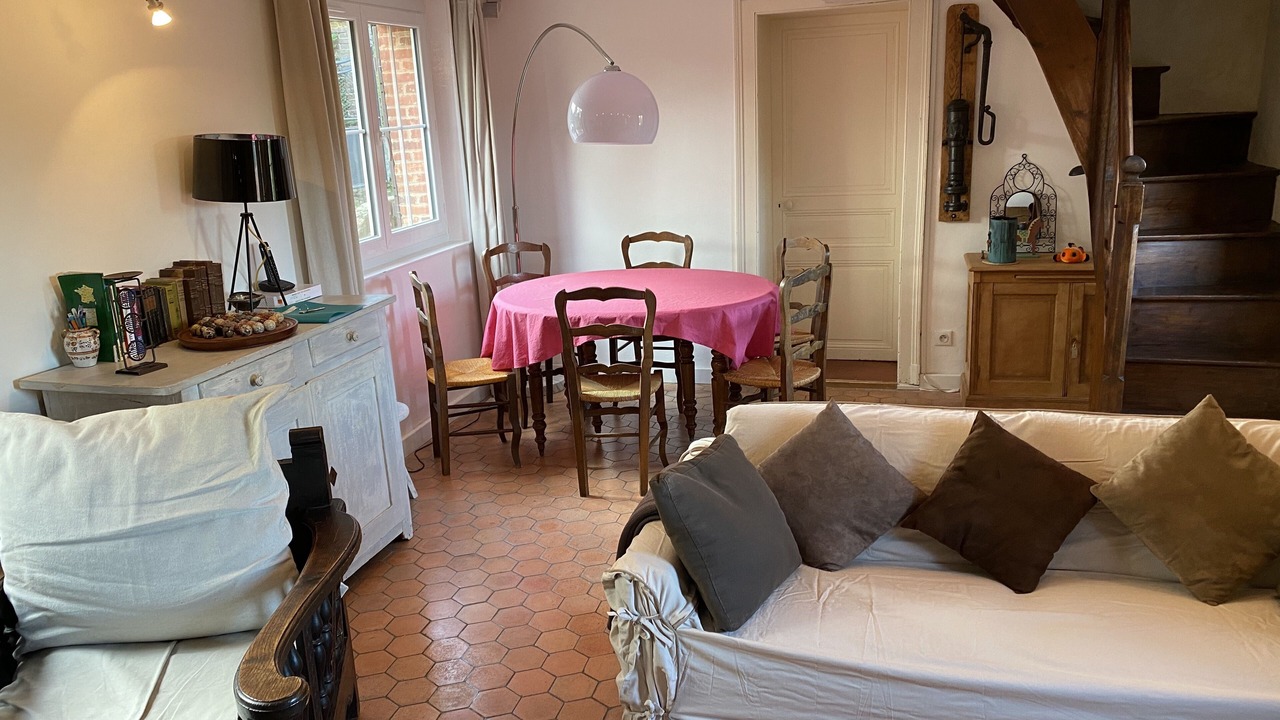 Photo of Livingroom in Gaudreville-la-Riviere
