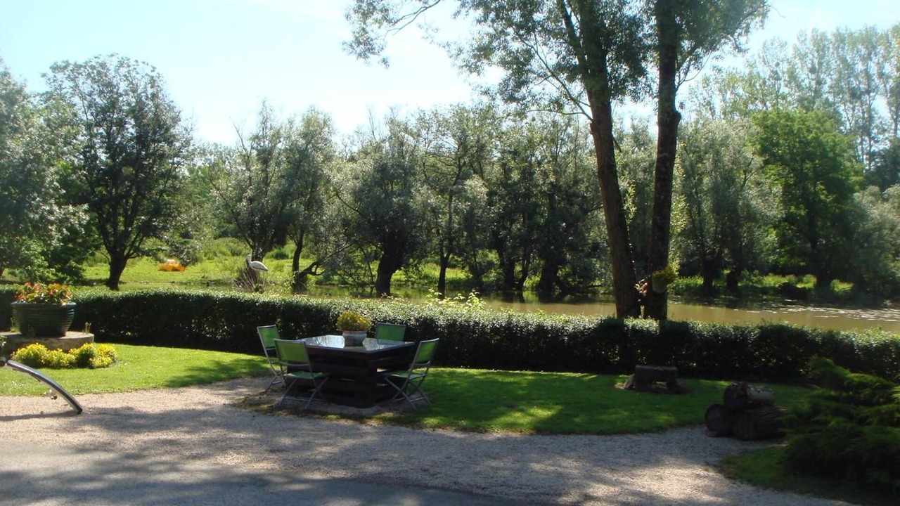 Photo of Outdoor in Louhans
