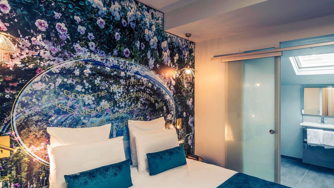 Photo of Bedroom in Suresnes