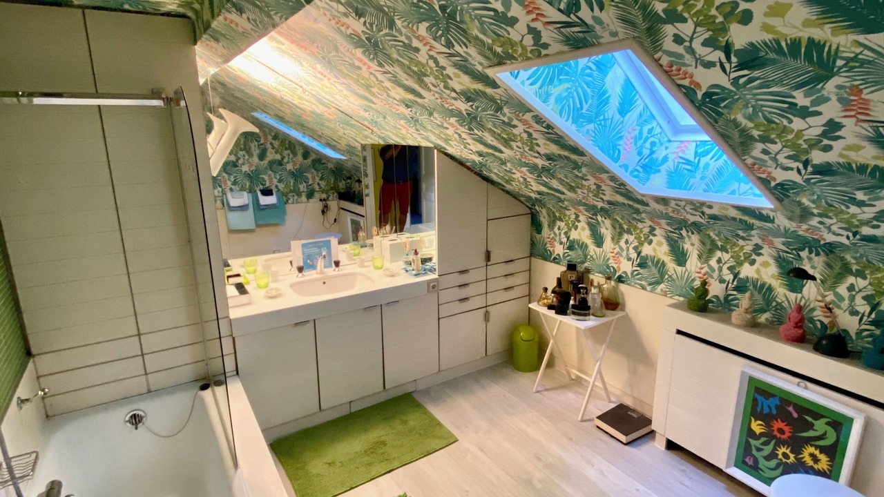 Photo of Bathroom in Vineuil-Saint-Firmin