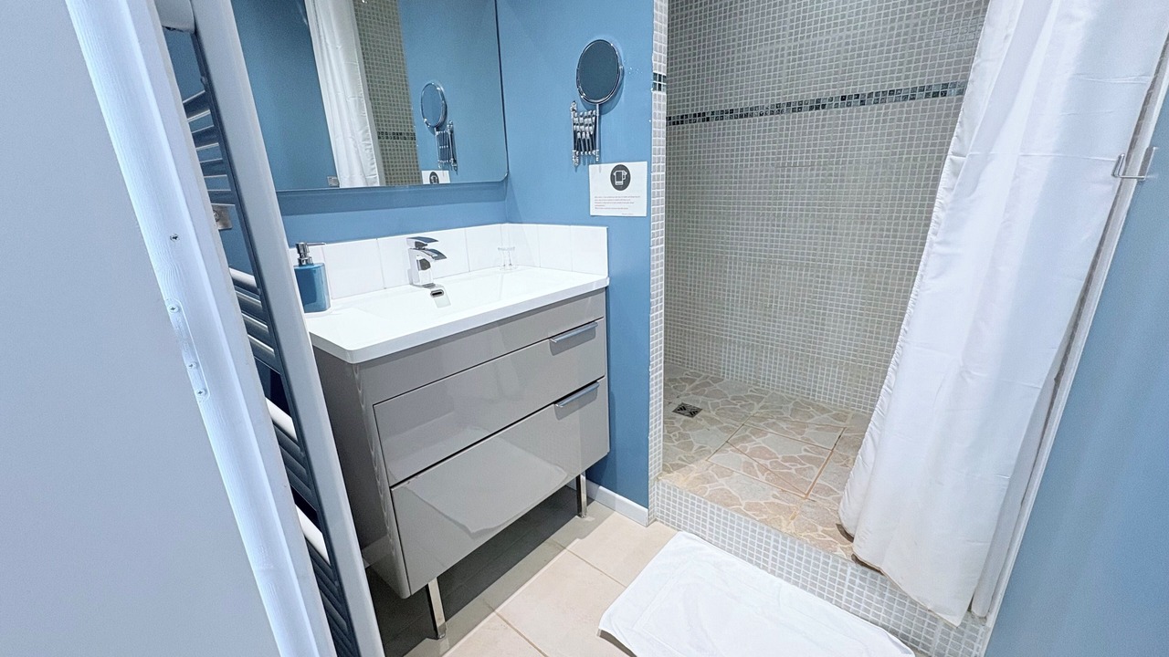 Photo of Bathroom in Nogent-sur-Seine