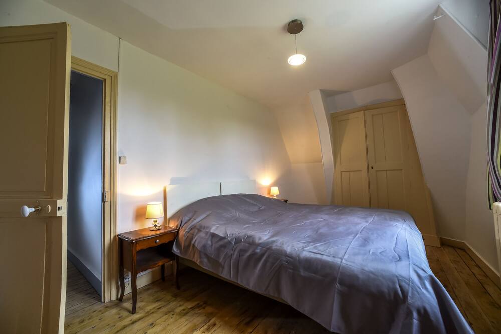 Photo of Bedroom in Ligny-le-Ribault