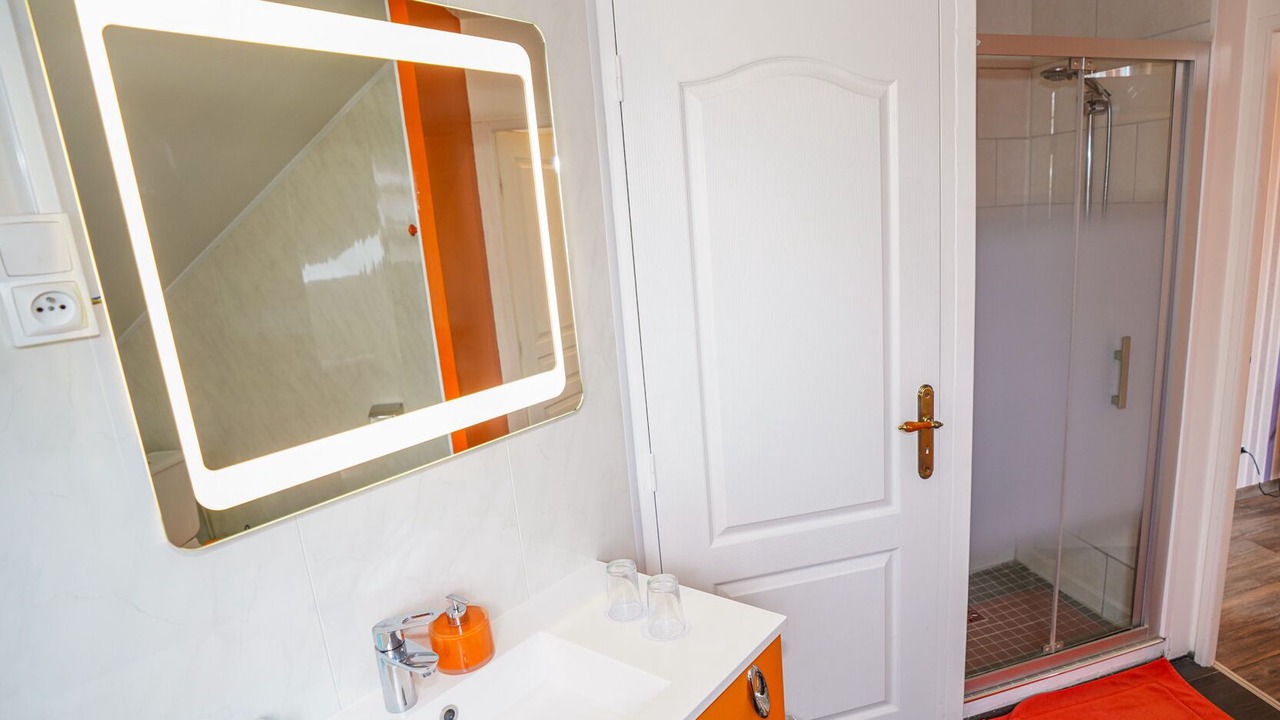 Photo of Bathroom in Saint-Blimont