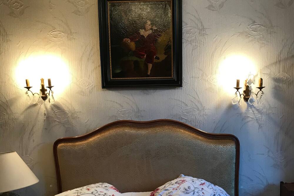 Photo of Bedroom in Saint-Quentin