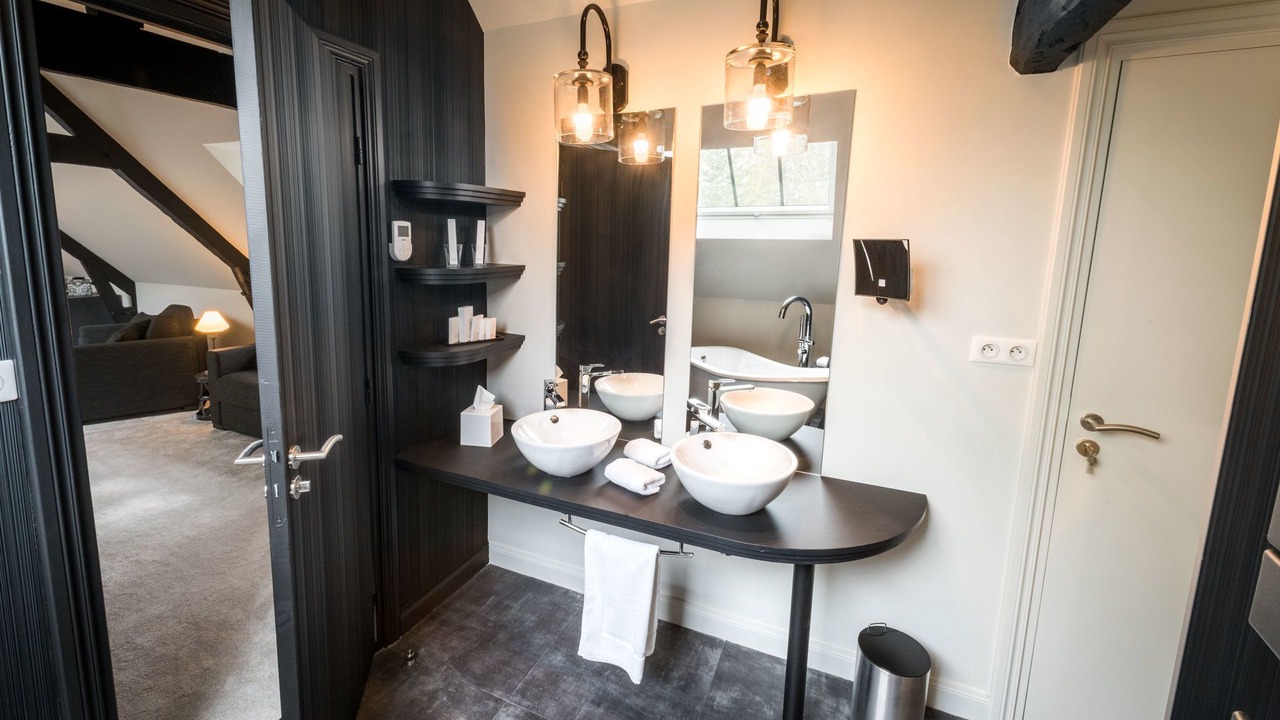 Photo of Bathroom in Anzin-Saint-Aubin