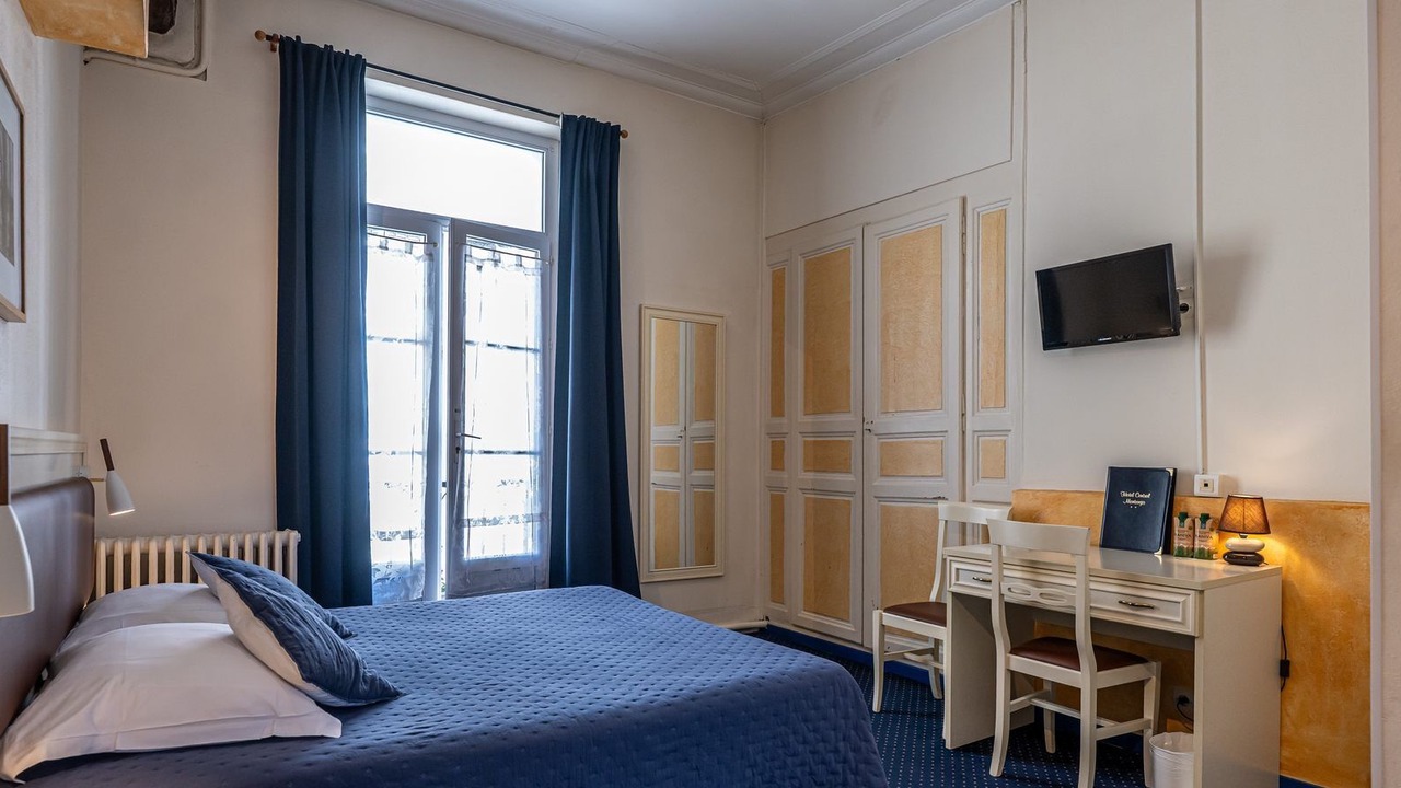 Photo of Bedroom in Montargis