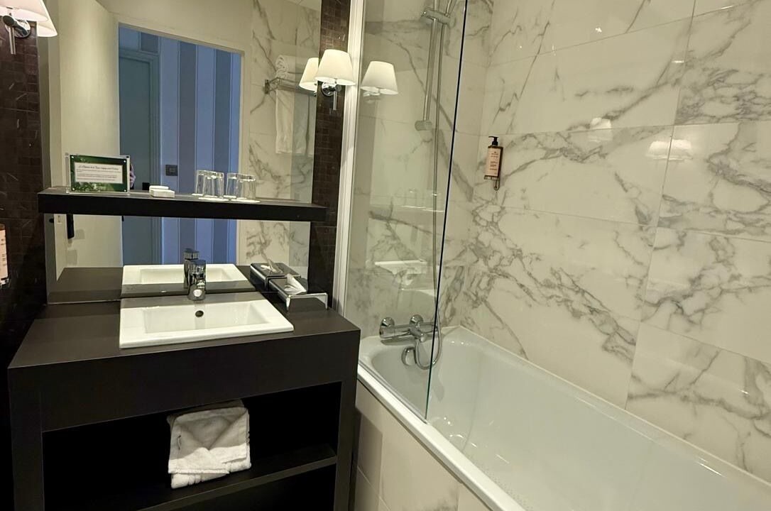 Photo of Bathroom in Gouvieux