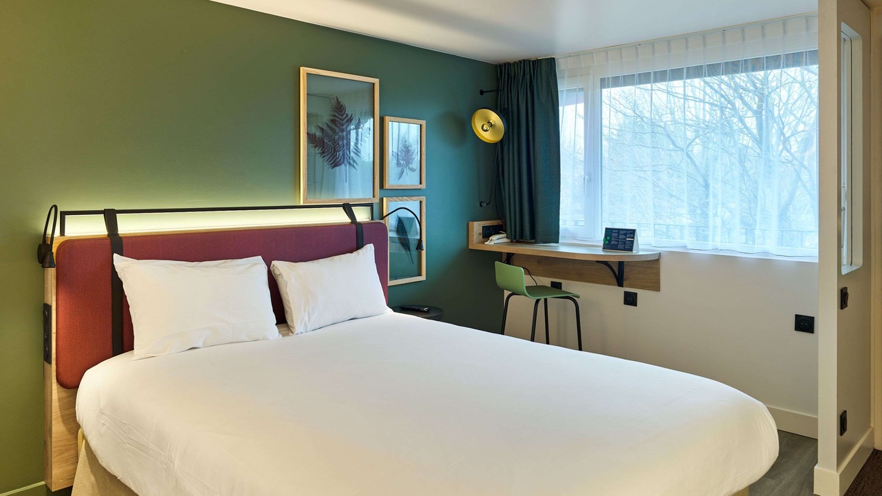 Photo of Bedroom in Villennes-sur-Seine