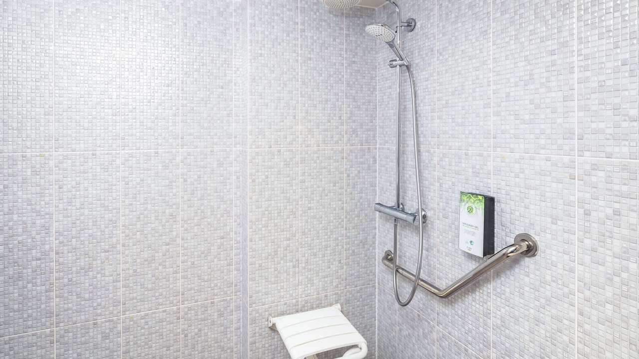 Photo of Bathroom in Chelles