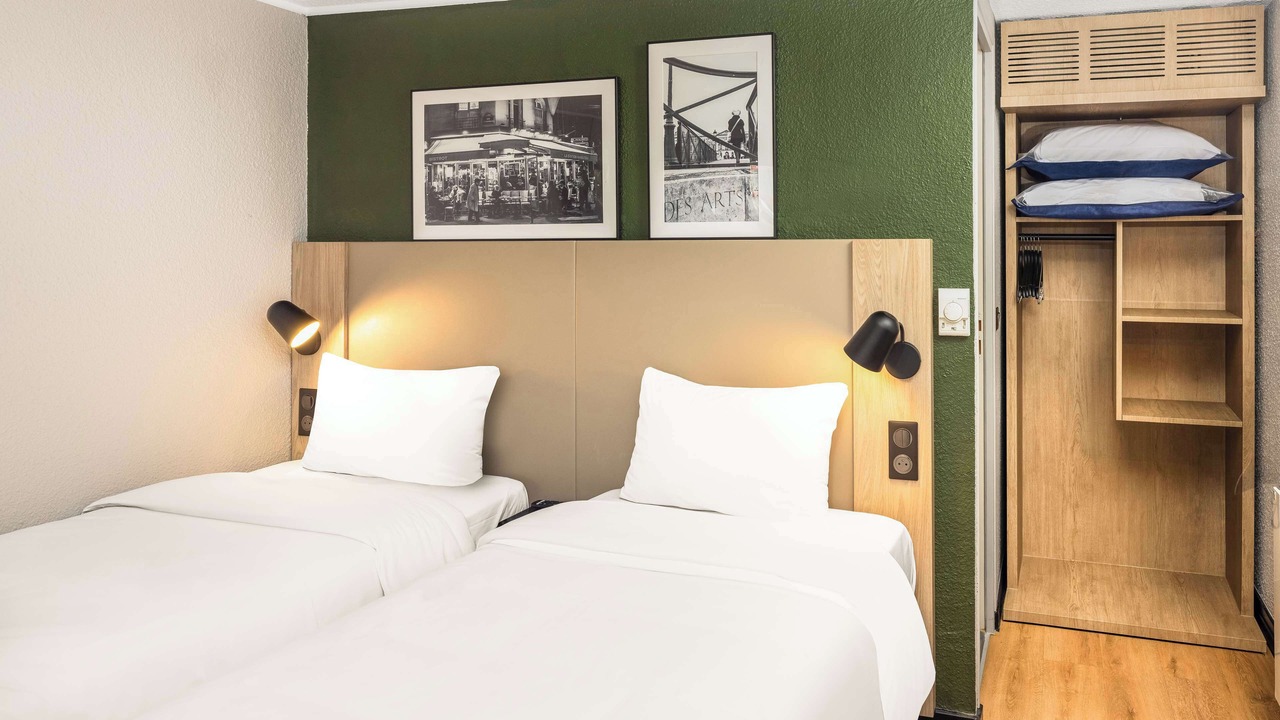 Photo of Bedroom in Chelles