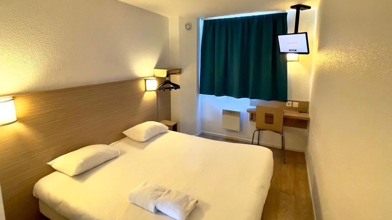 Photo of Bedroom in Villepinte
