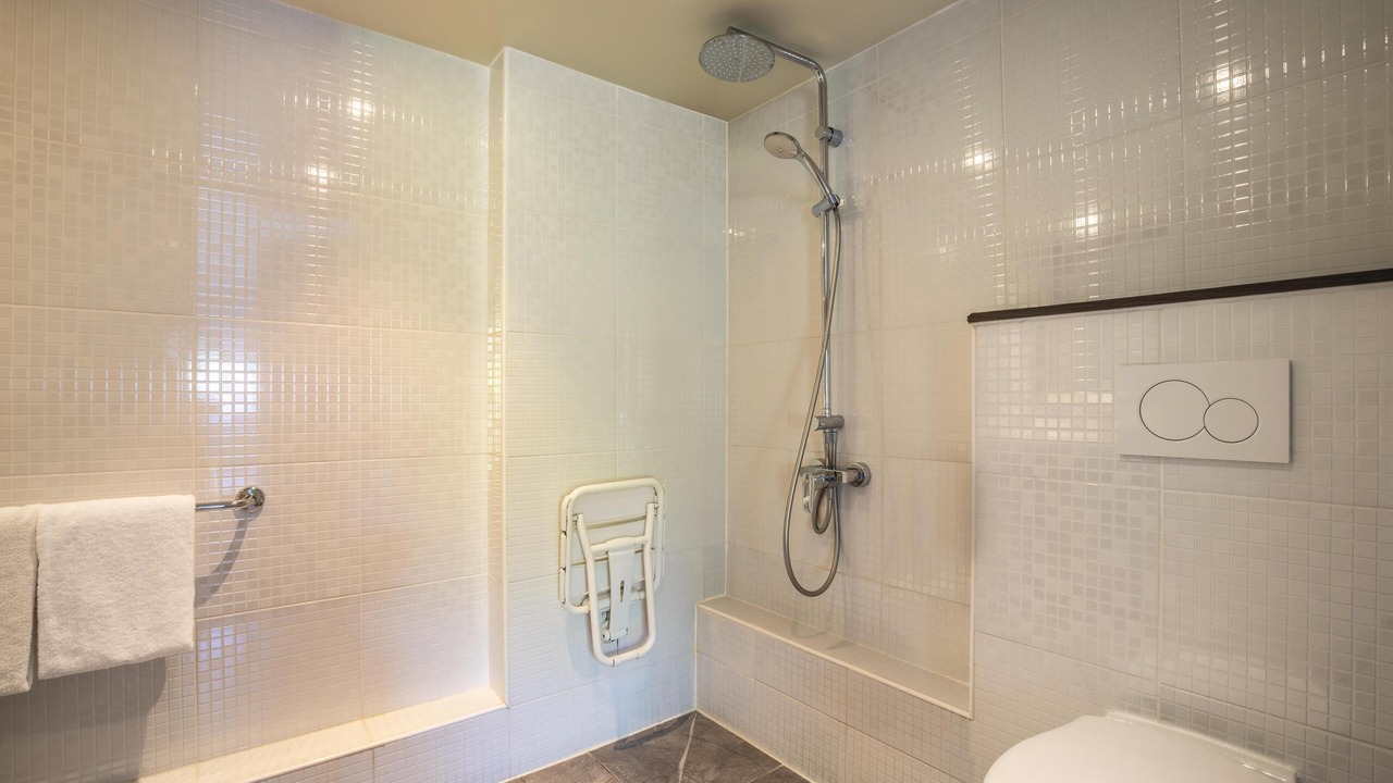 Photo of Bathroom in Dammarie Les Lys