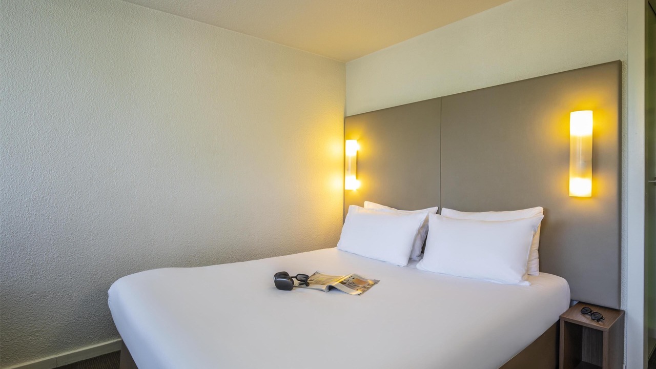 Photo of Bedroom in Dammarie Les Lys
