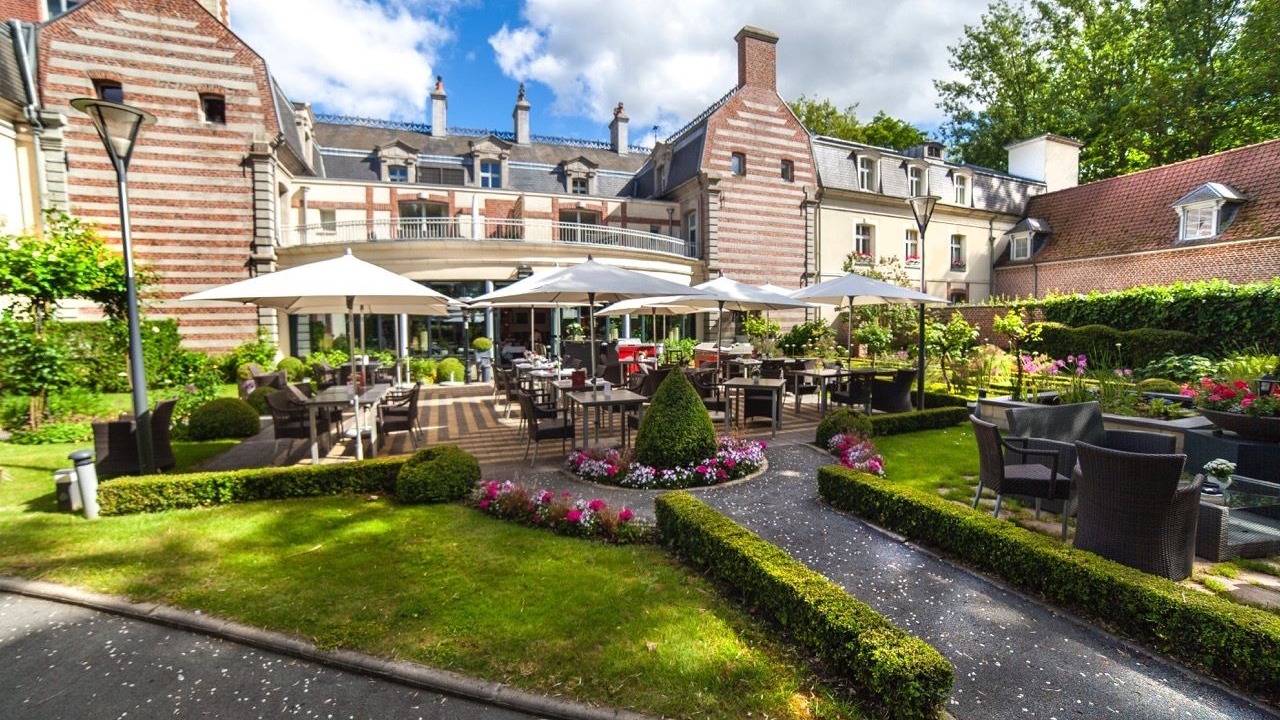 Photo of Outdoor in Busnes