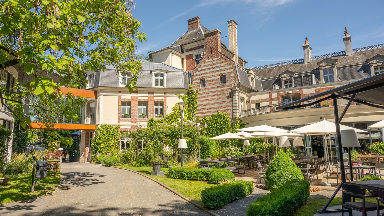 Photo of Outdoor in Busnes