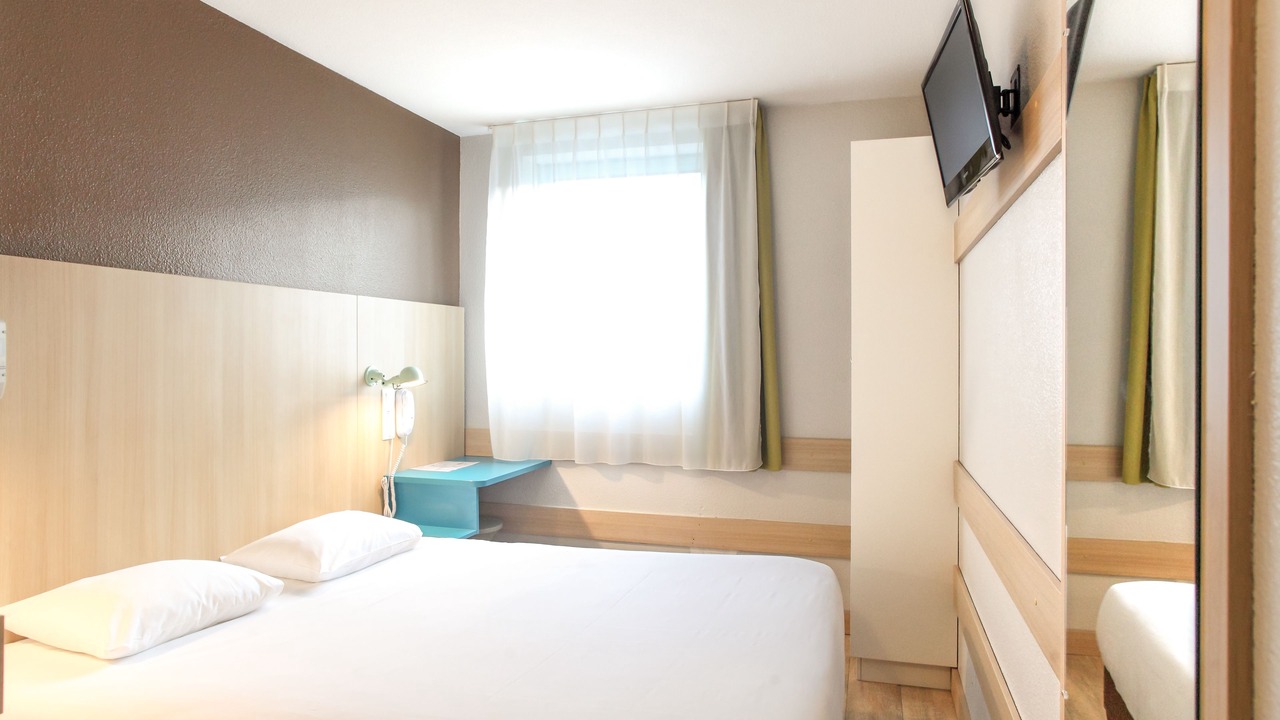 Photo of Bedroom in Bagnolet