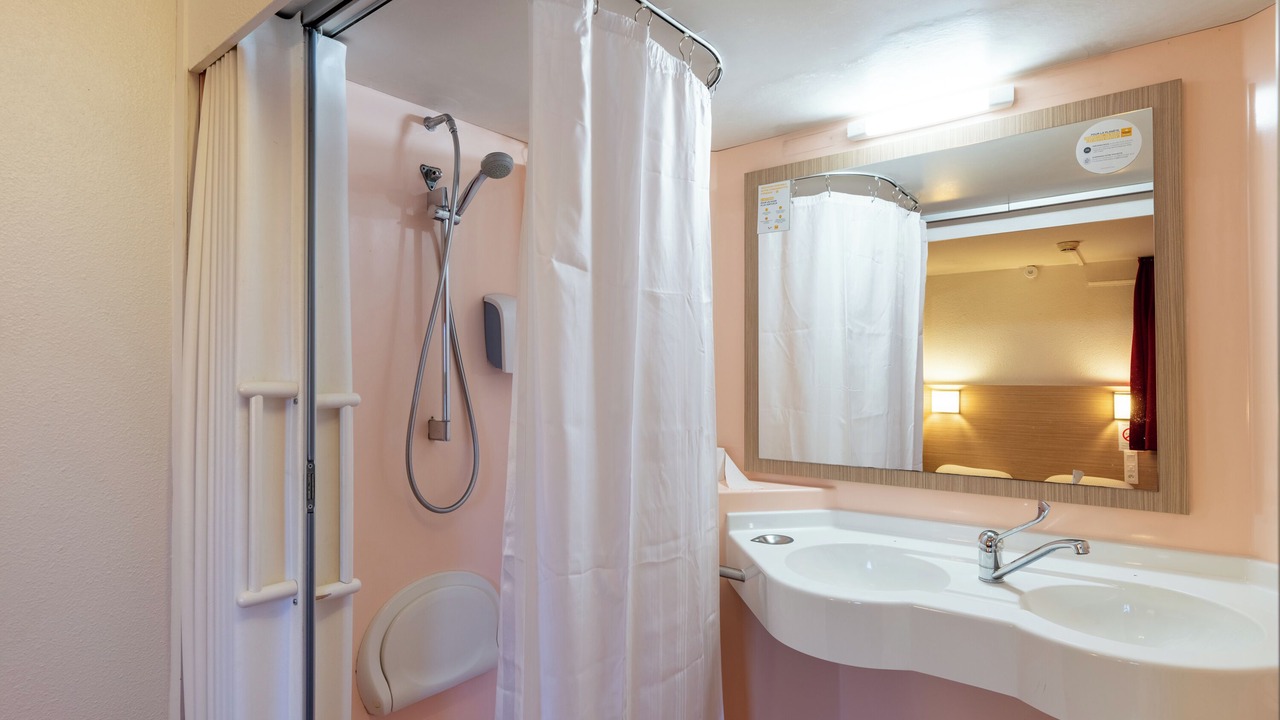 Photo of Bathroom in Seclin