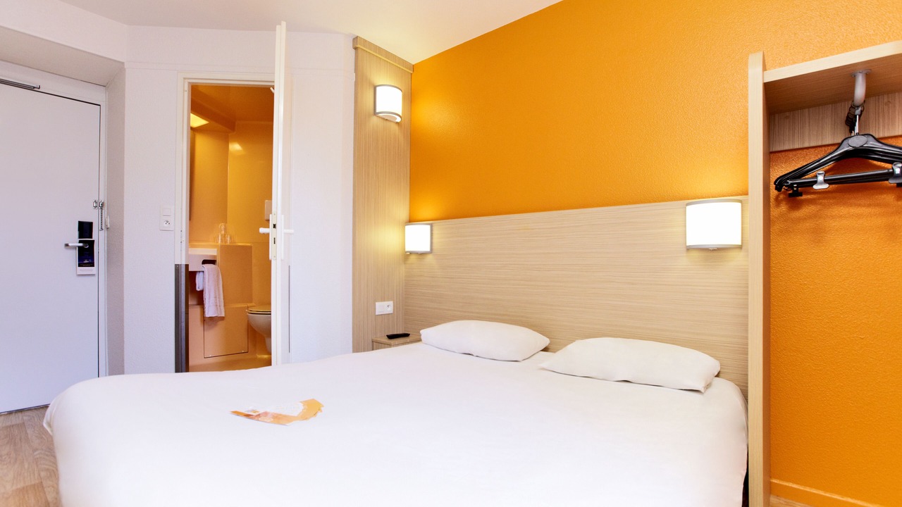 Photo of Bedroom in Petite-Foret