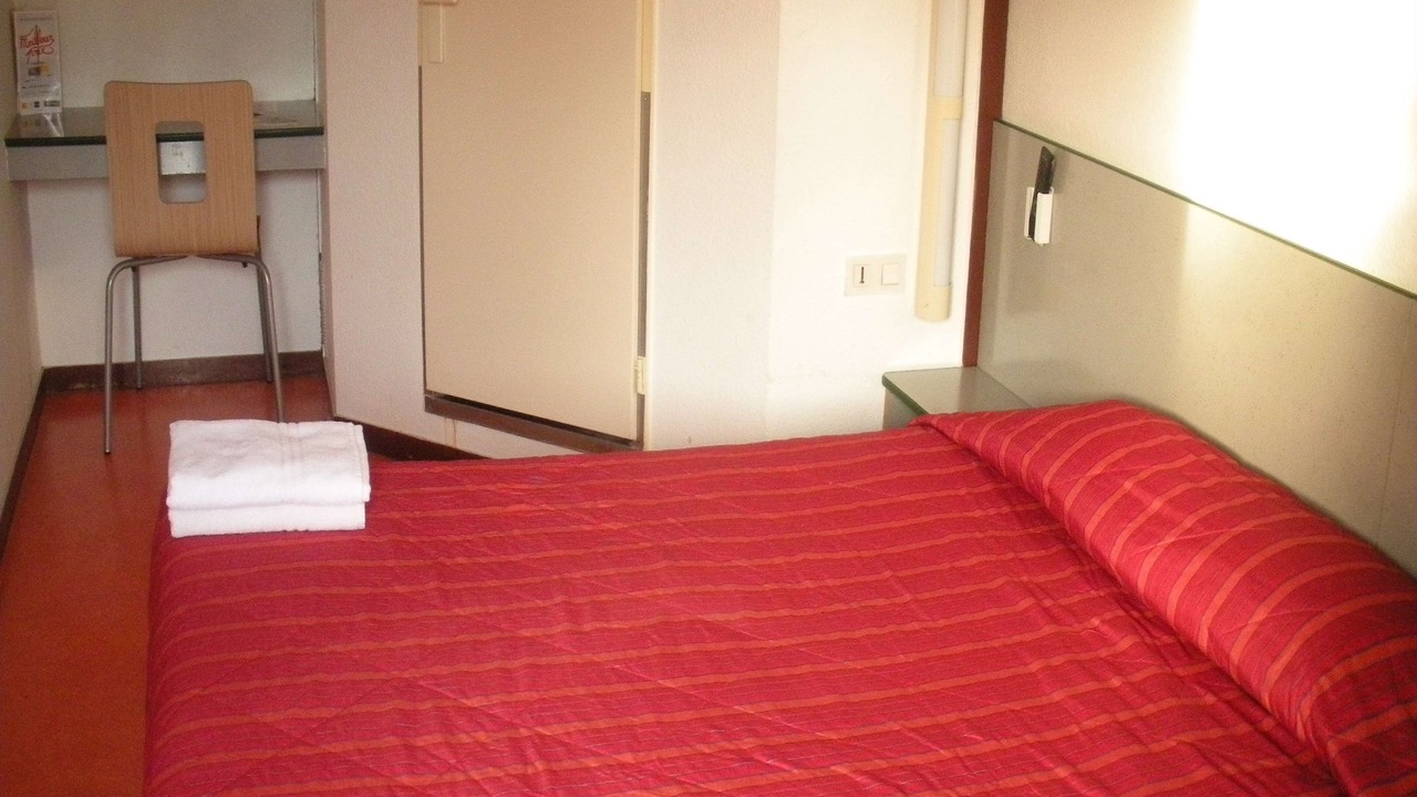 Photo of Bedroom in Dreux