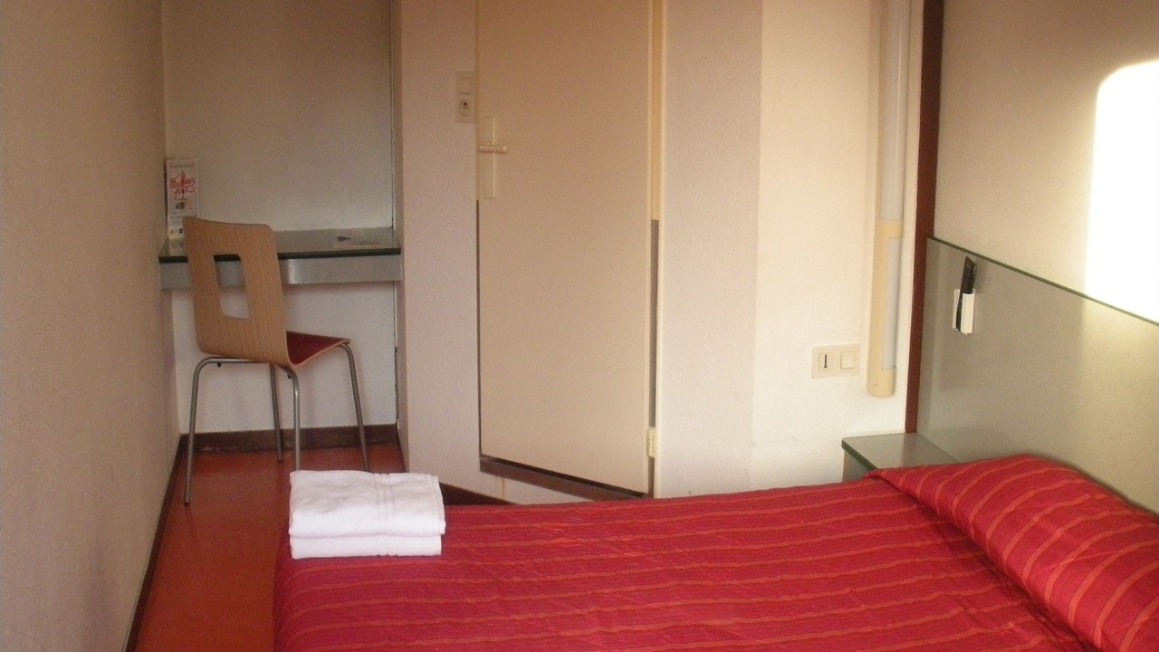 Photo of Bedroom in Dreux