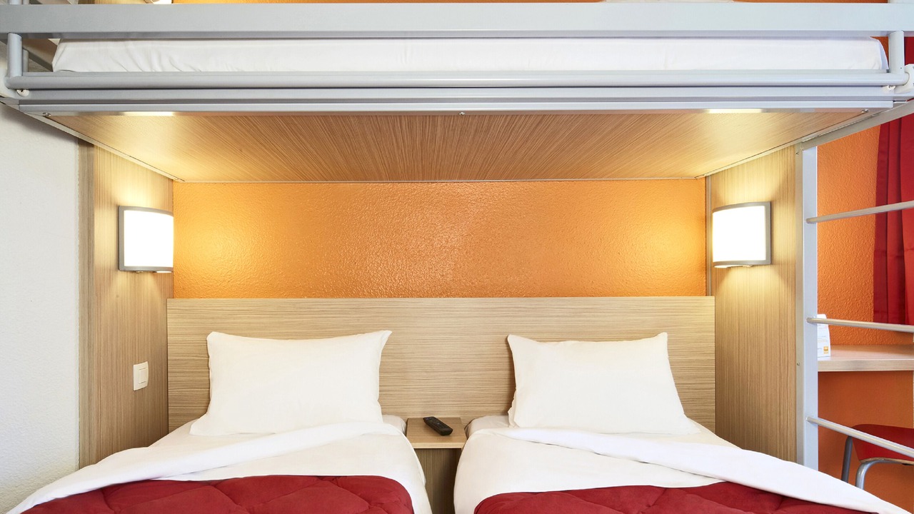 Photo of Bedroom in Charleville-Mezieres