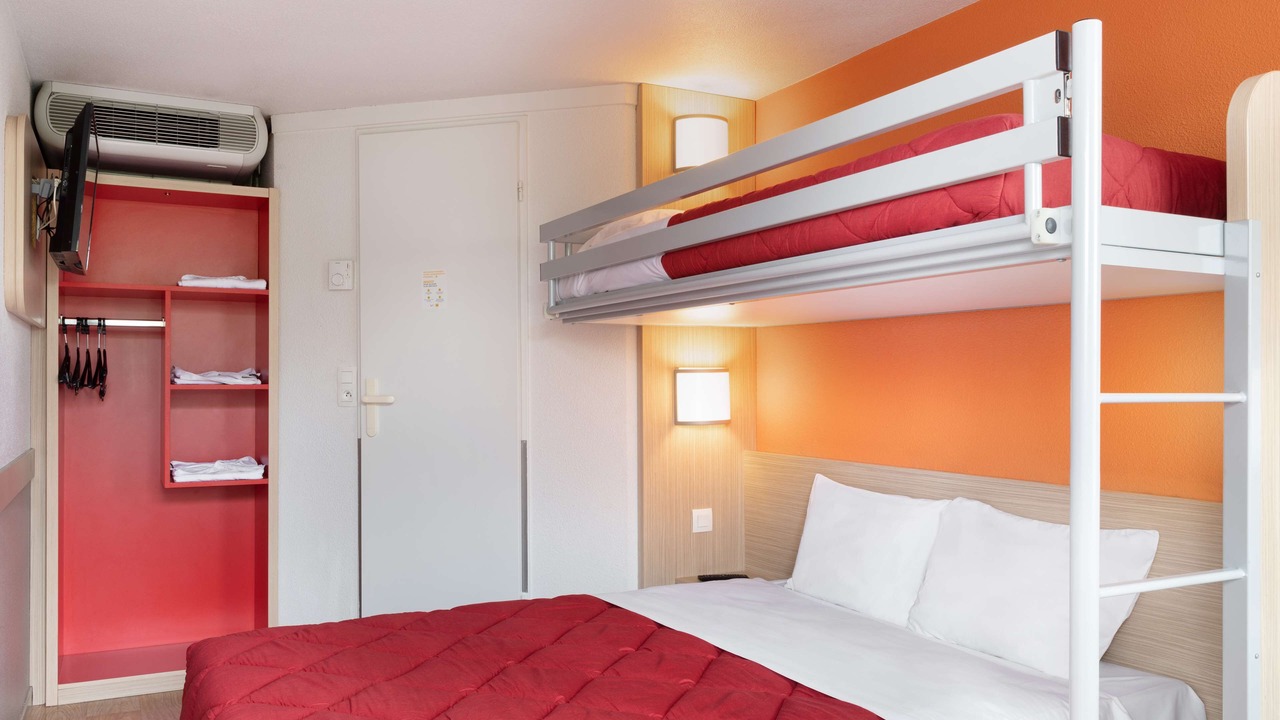 Photo of Bedroom in Nanteuil-les-Meaux