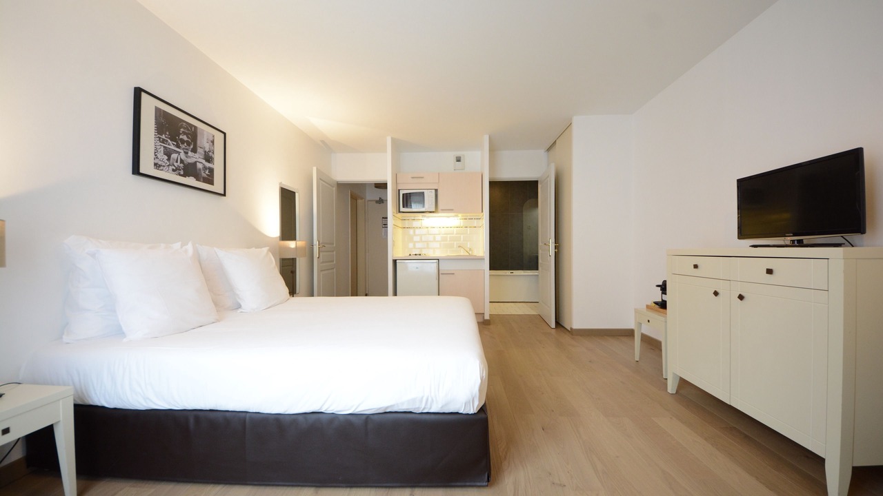 Photo of Bedroom in Chatou