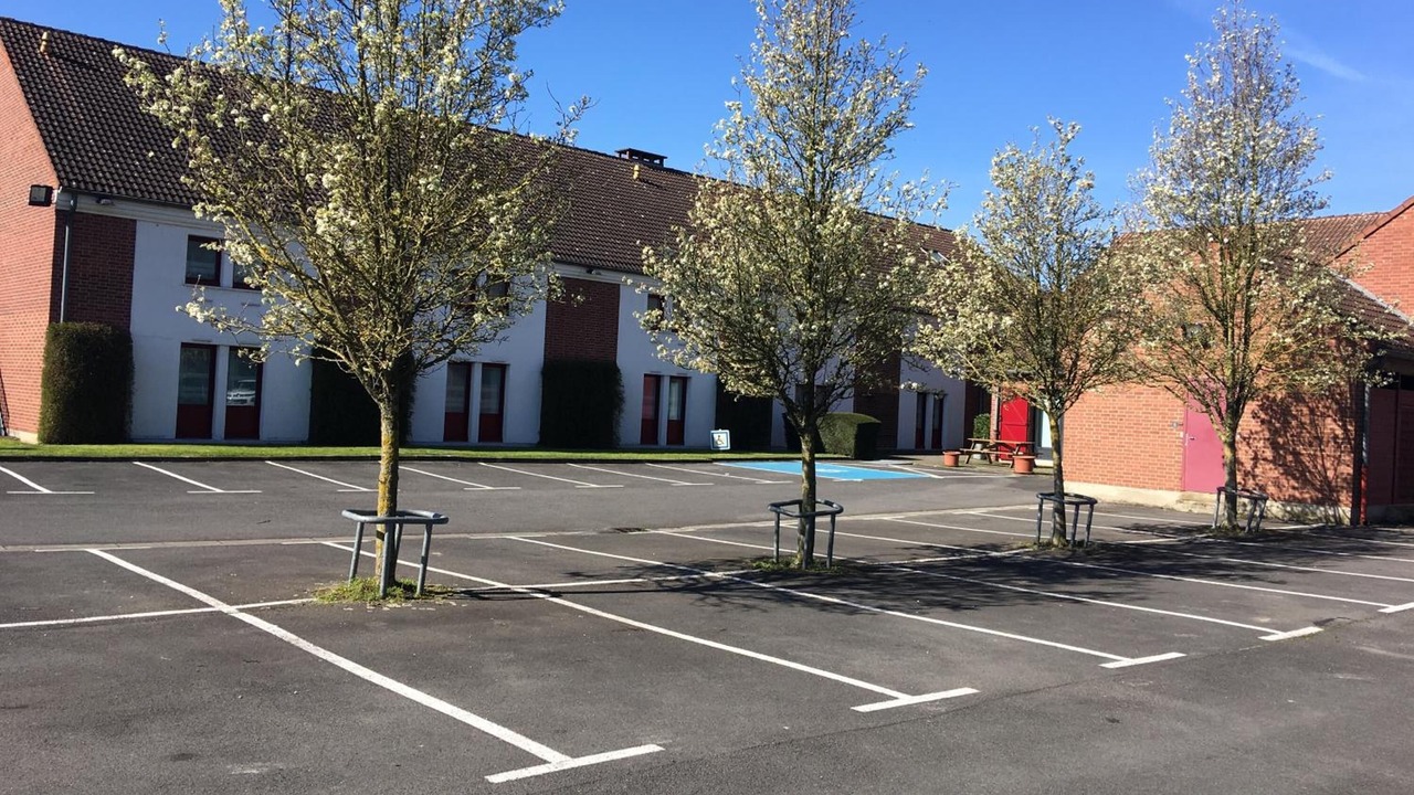 Photo of Others in Douai