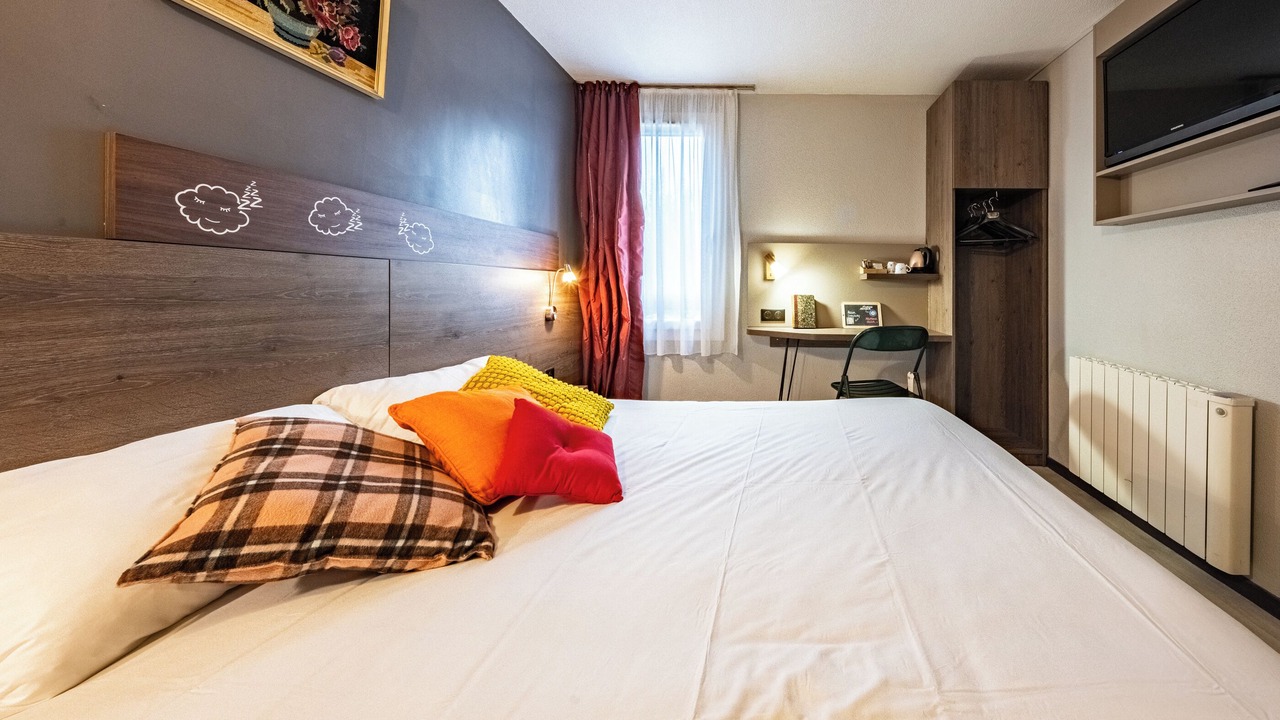 Photo of Bedroom in Massieux
