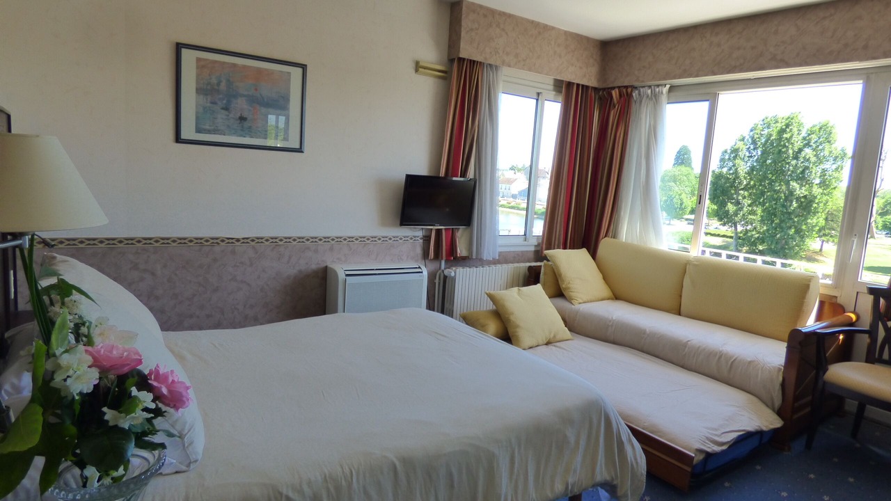Photo of Bedroom in Montrichard Val de Cher