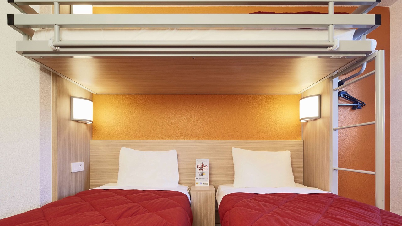 Photo of Bedroom in Roissy-en-France